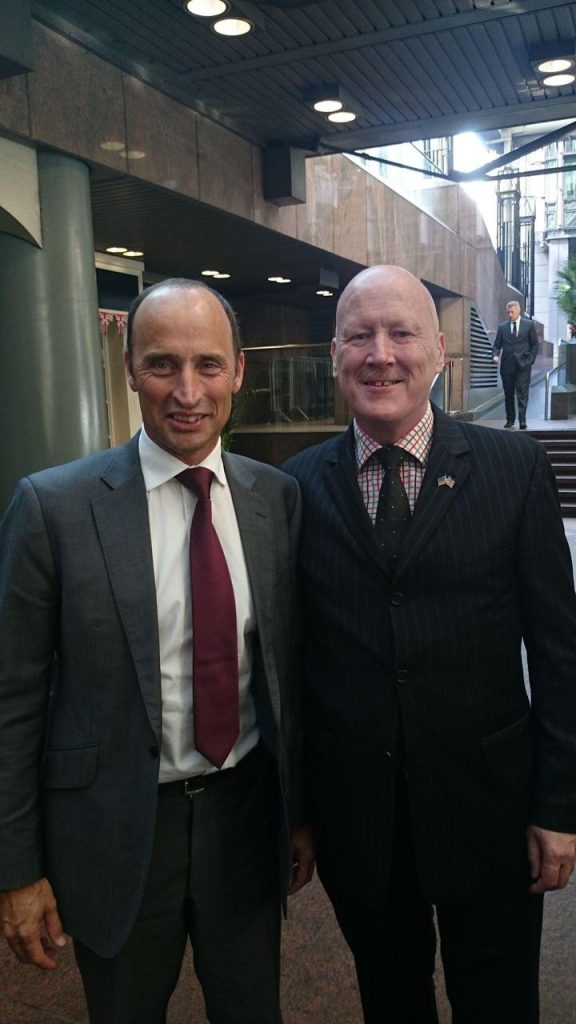 Nasser Hussain with Ray McRobbie